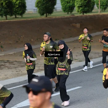 Runner Photo 6617094