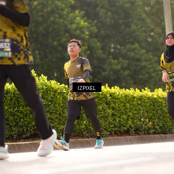 Runner Photo 6617142