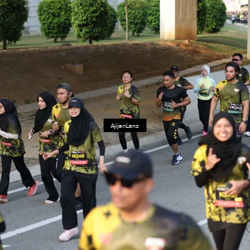 Runner Photo 6617151