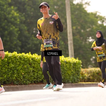 Runner Photo 6617157