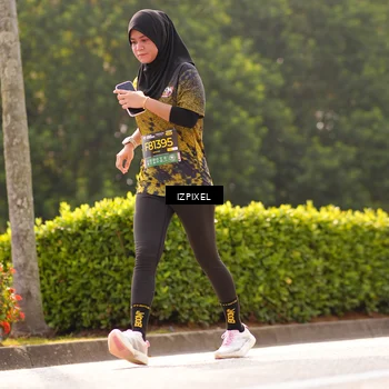 Runner Photo 6617223