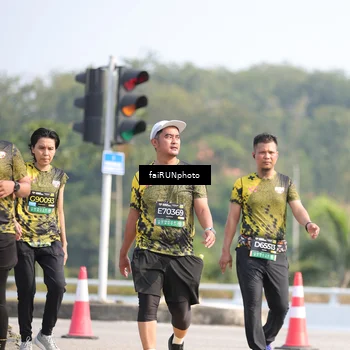 Runner Photo 6617258
