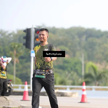Runner Photo 6617259