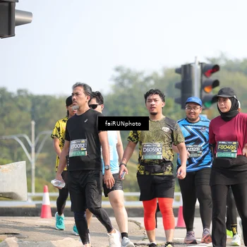 Runner Photo 6617276