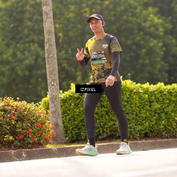 Runner Photo 6617302