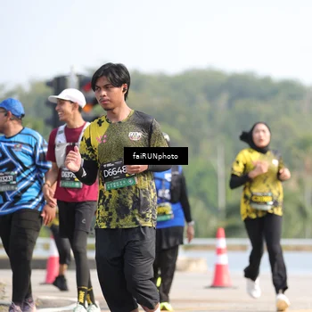 Runner Photo 6617318