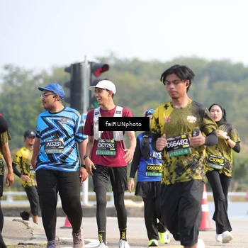 Runner Photo 6617321