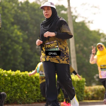 Runner Photo 6617332