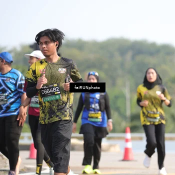 Runner Photo 6617349
