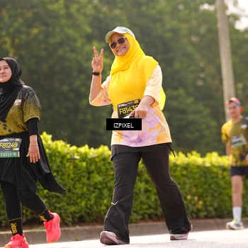 Runner Photo 6617376