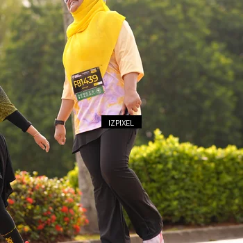 Runner Photo 6617396