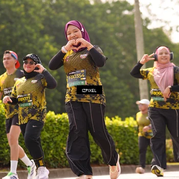 Runner Photo 6617425