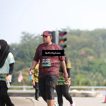 Runner Photo 6617433