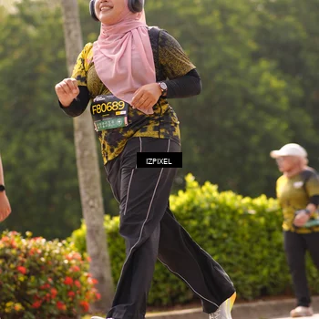 Runner Photo 6617442