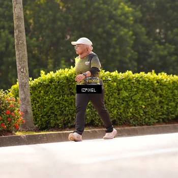 Runner Photo 6617450