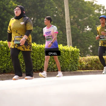 Runner Photo 6617485