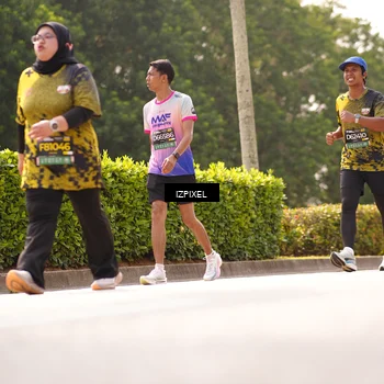 Runner Photo 6617487