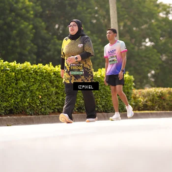 Runner Photo 6617492