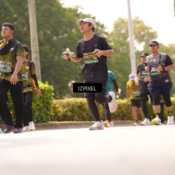Runner Photo 6617569