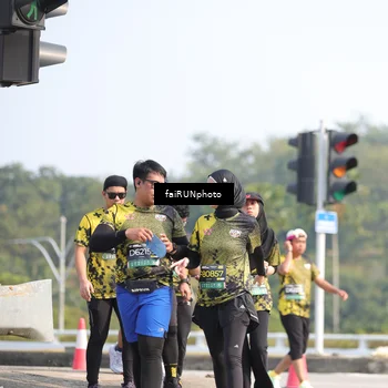 Runner Photo 6617594
