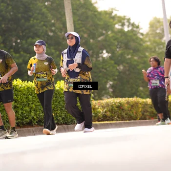 Runner Photo 6617639