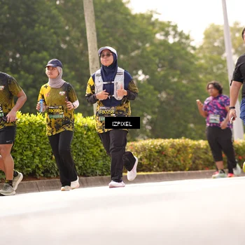 Runner Photo 6617640