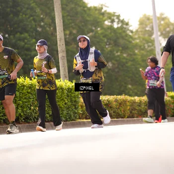 Runner Photo 6617648