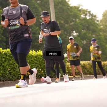 Runner Photo 6617656