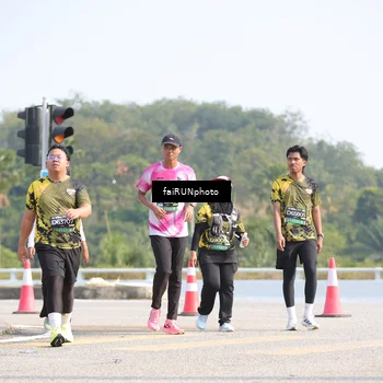 Runner Photo 6617657