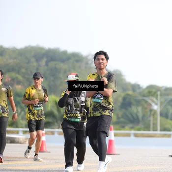 Runner Photo 6617666