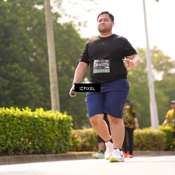 Runner Photo 6617672