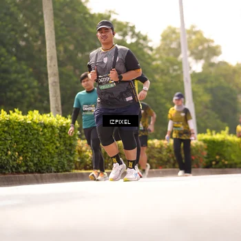 Runner Photo 6617693