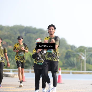 Runner Photo 6617694