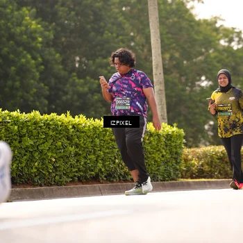 Runner Photo 6617699
