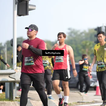 Runner Photo 6617723