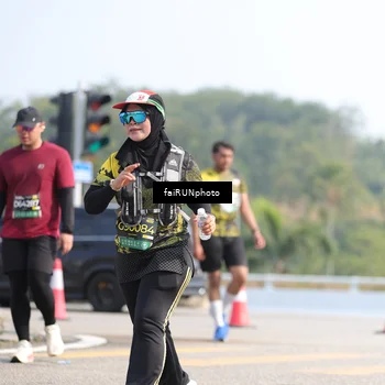 Runner Photo 6617729