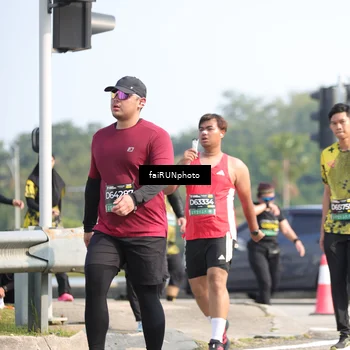 Runner Photo 6617757