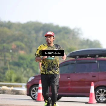 Runner Photo 6617804