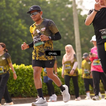 Runner Photo 6617842