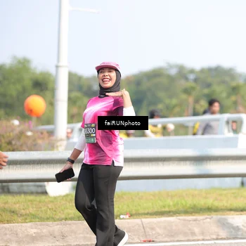 Runner Photo 6617874