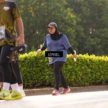 Runner Photo 6617899