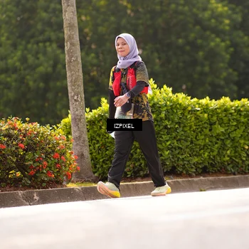 Runner Photo 6617912