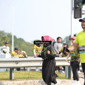 Runner Photo 6617955