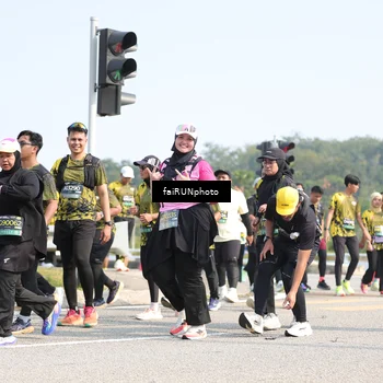 Runner Photo 6618012