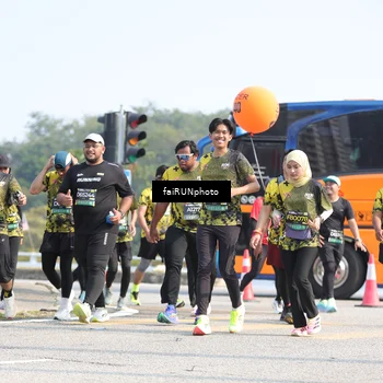 Runner Photo 6618052