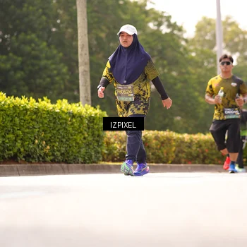 Runner Photo 6618060