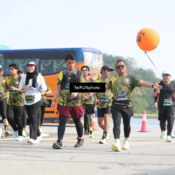 Runner Photo 6618105