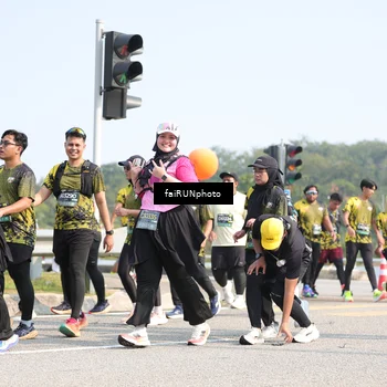 Runner Photo 6618131