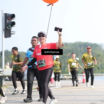 Runner Photo 6618216