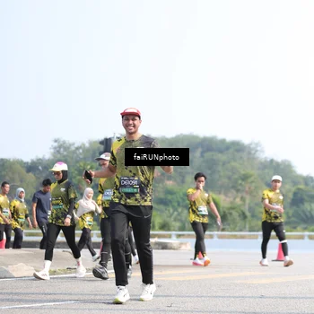 Runner Photo 6618229